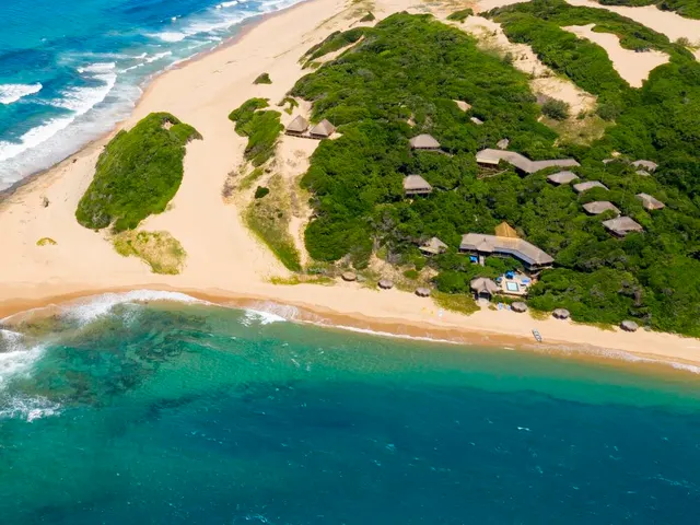 Machangulo Beach Lodge
