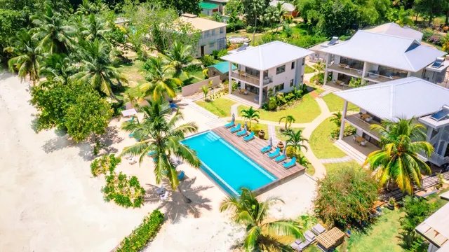 Pineapple Beach Villas
