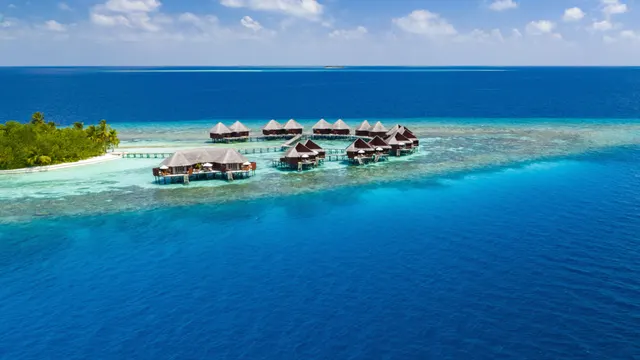 V Villas at Mirihi