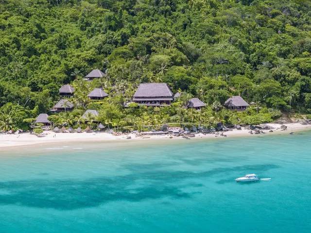 Tsara Komba