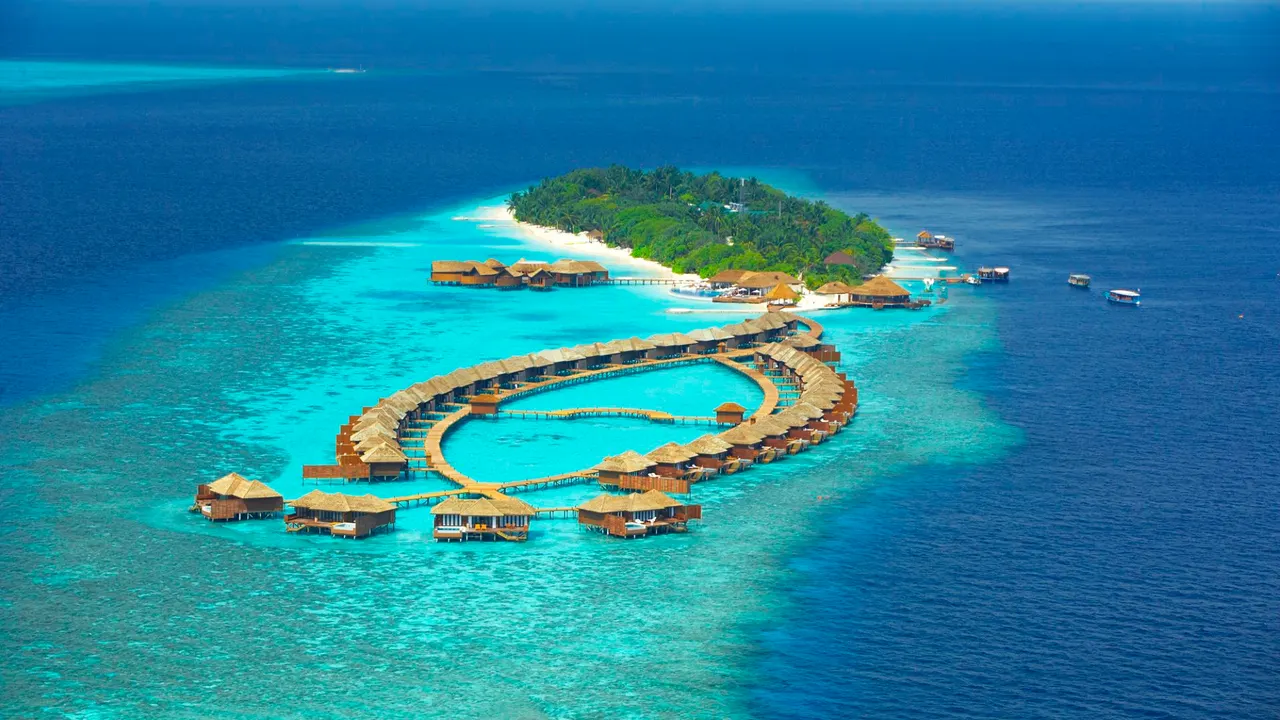 Lily Beach Resort — image 1